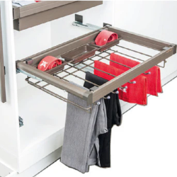 Móc treo quần với hộp nhựa Hafele 807.95.113, KT 764 x 475 x 140, màu Chestnut